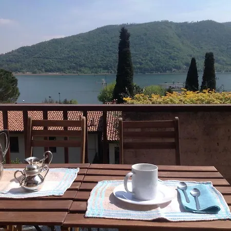 Holiday home Terrazza Sul Di Iseo Sarnico
